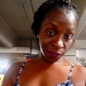 Meet your Posher, Ladevia